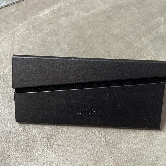 Dior New 65mm Woman’s Sunglasses with Black leather case - Picture 7 of 16